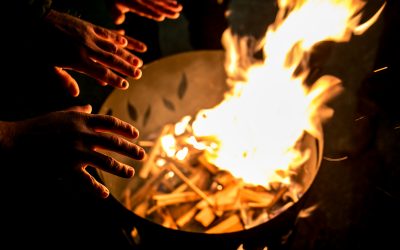 Drei Generationen im Holzfeuer